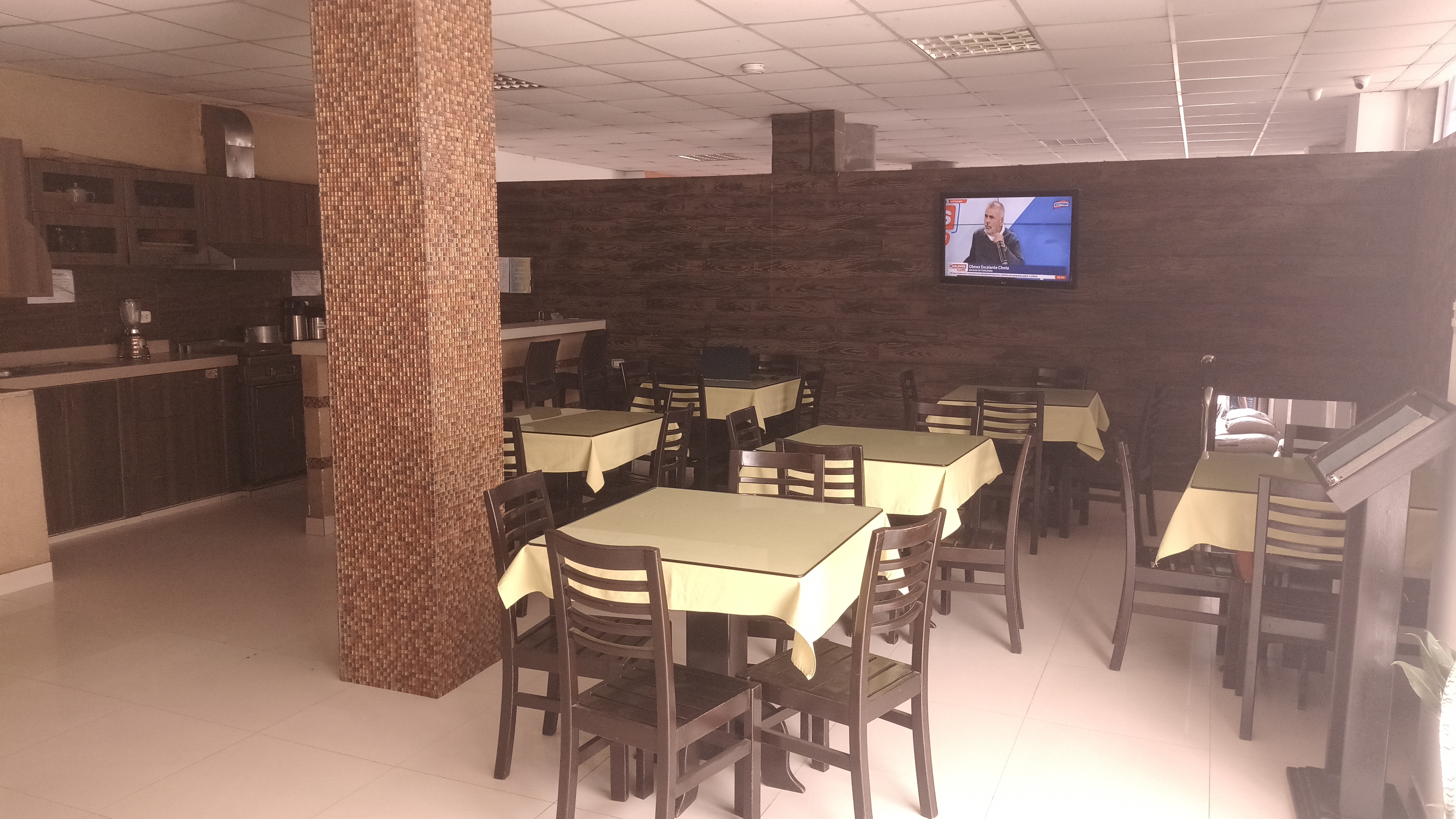 Hotel Rio Dulce en venta en zona comercial y financiera de Tarapoto