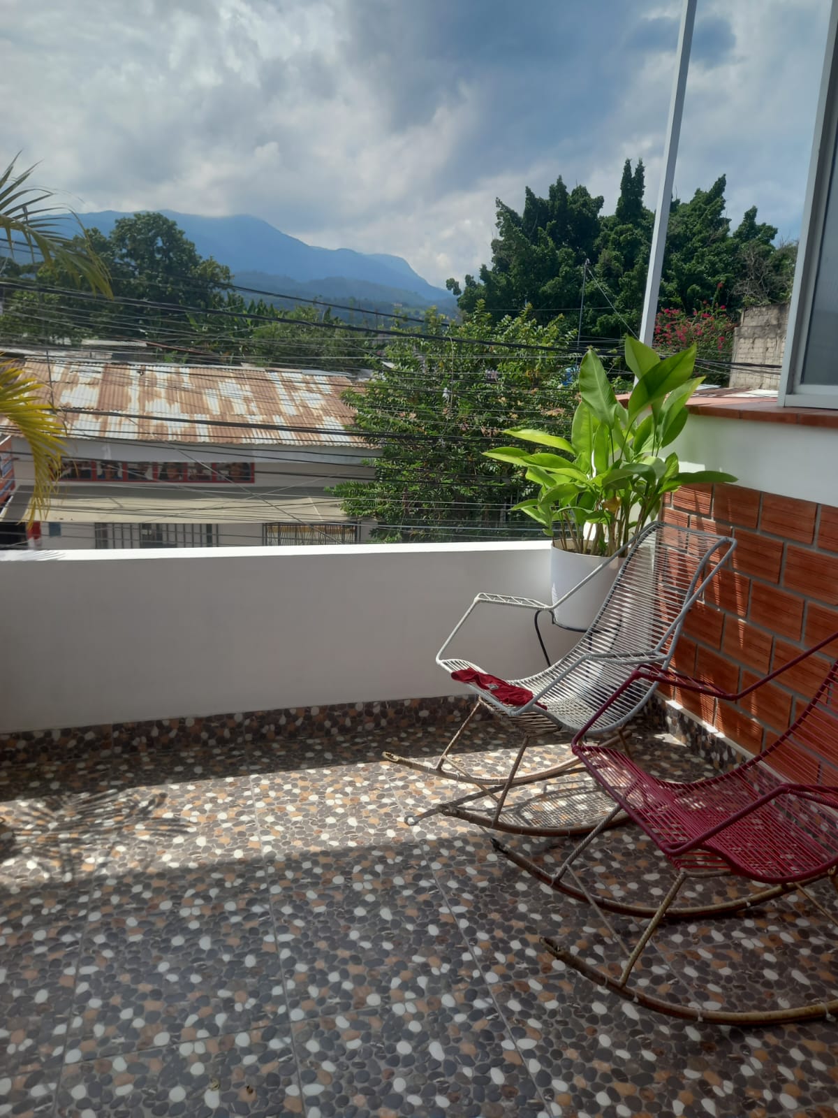 Casa en venta en el corazón de Tarapoto con vista panorámica a la ciudad