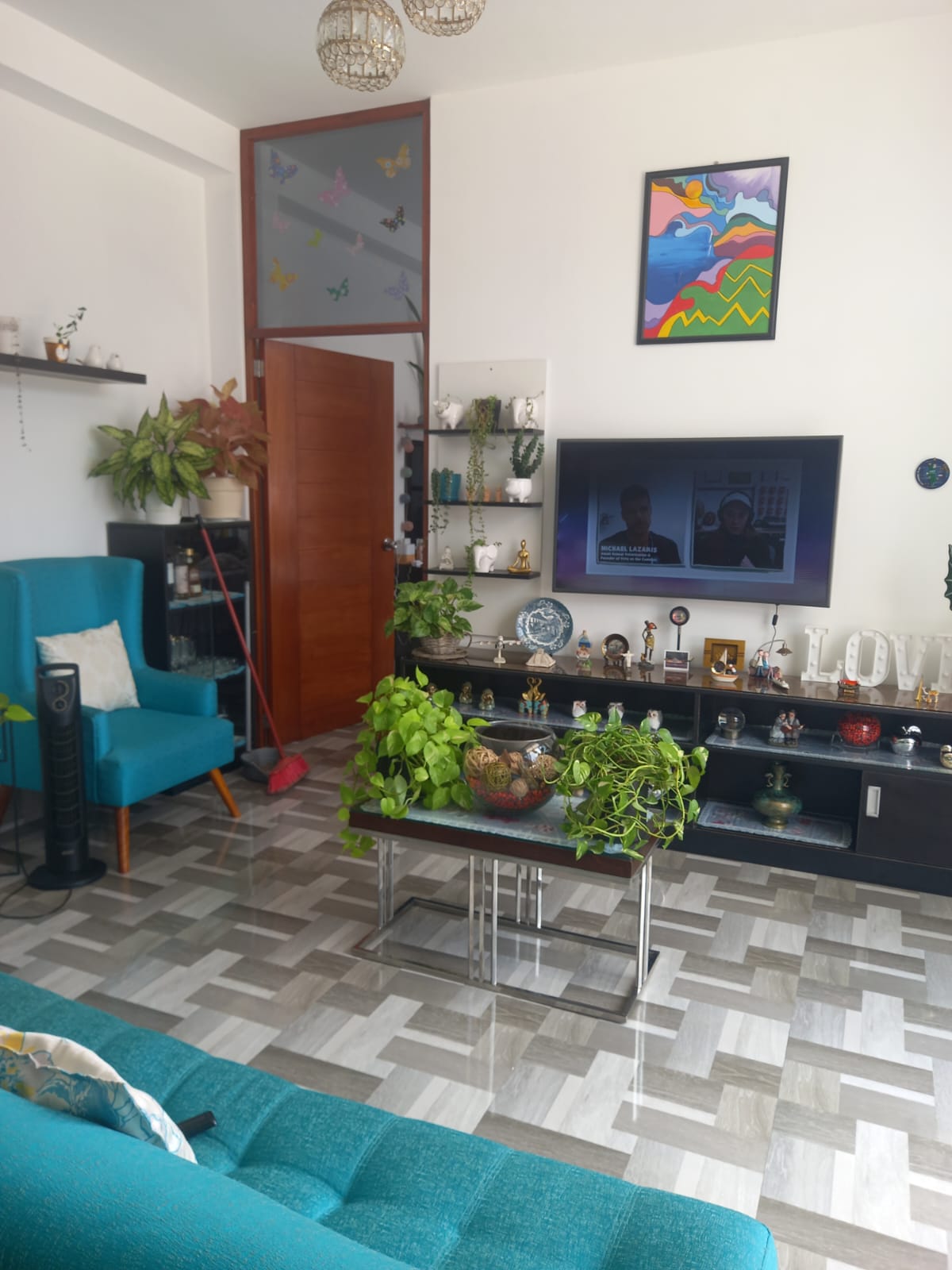 Casa en venta en el corazón de Tarapoto con vista panorámica a la ciudad